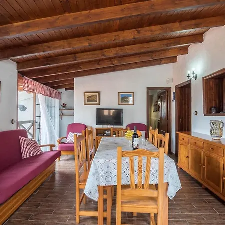 Casa Mercedes Tamaimo